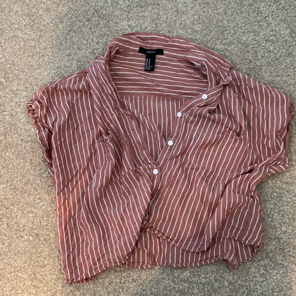 Cropped button down top